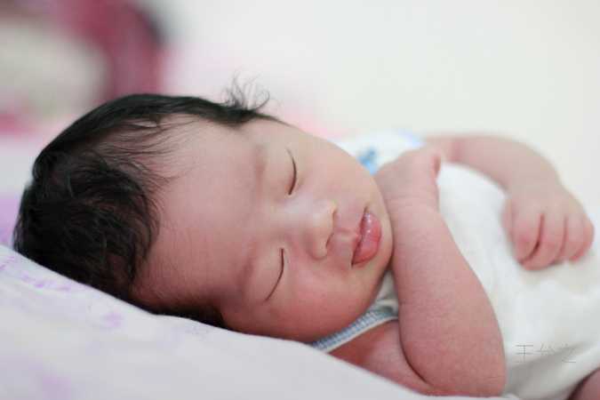 怀孕多久做B超可以看见孕囊